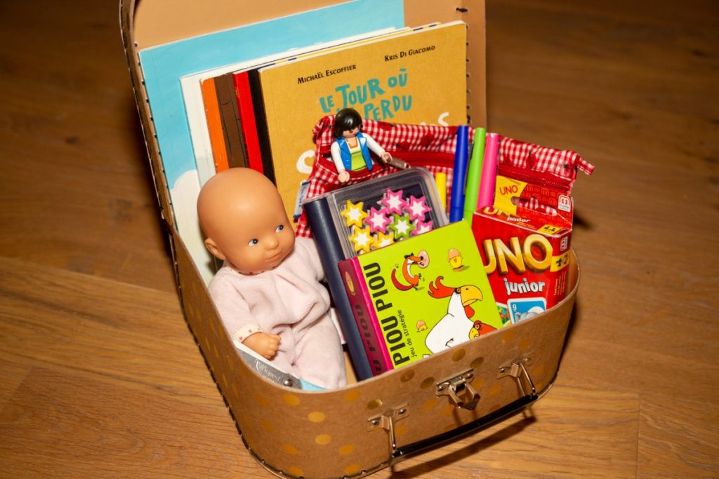 Des jeux pour occuper les enfants en voyage - Hellø Blogzine
